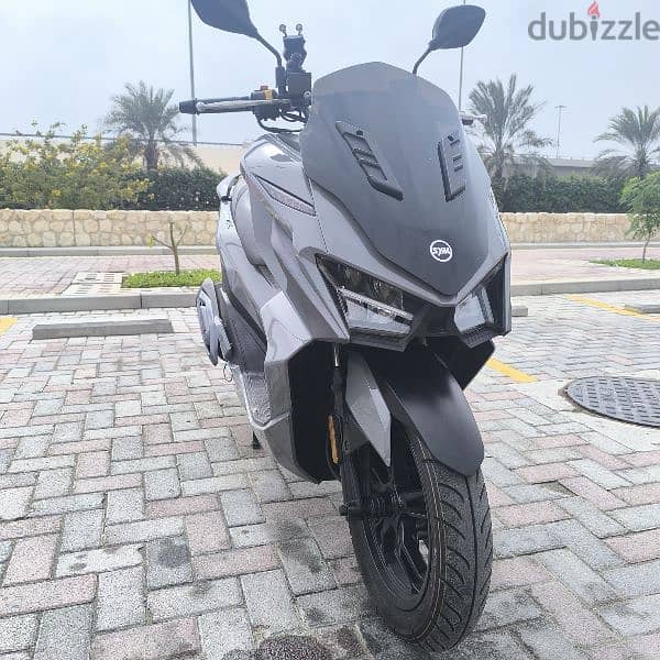 للبيع سكوتر SYM Jet X 200cc جديد بحالة ممتازة 3