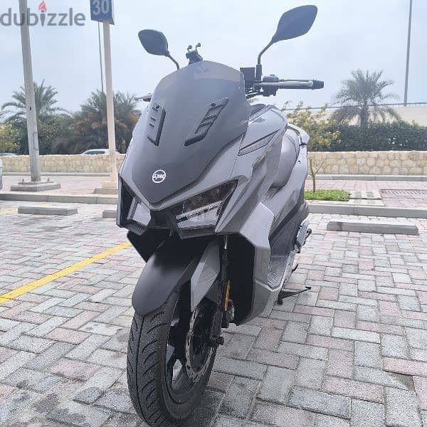 للبيع سكوتر SYM Jet X 200cc جديد بحالة ممتازة 9