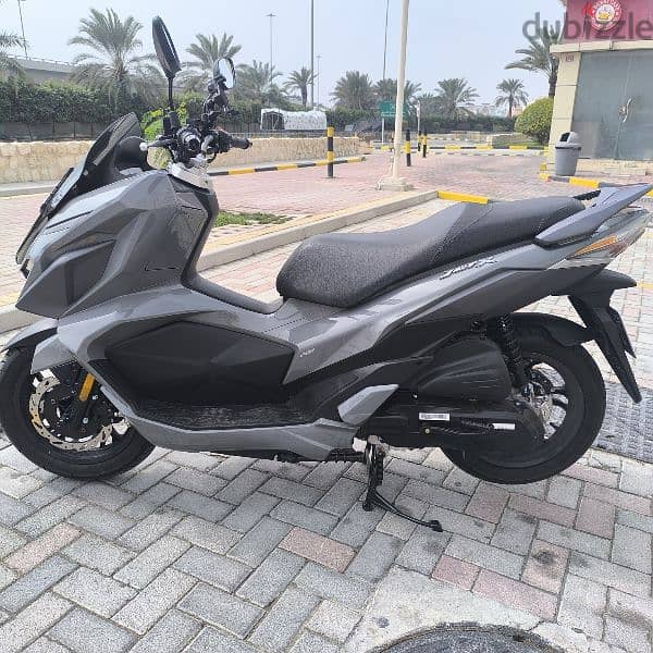 للبيع سكوتر SYM Jet X 200cc جديد بحالة ممتازة 11