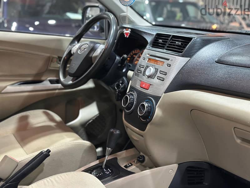 Toyota avanza 2015 4