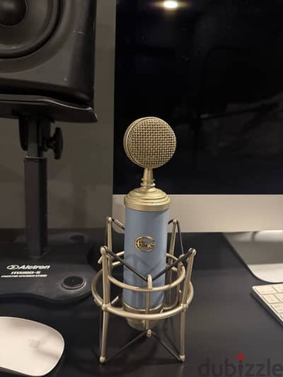 blue mic