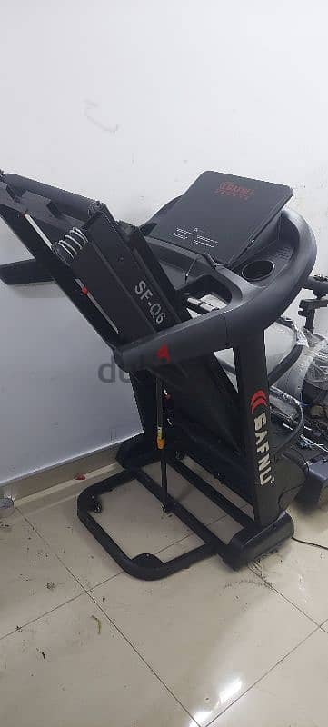 New treadmill for sale with warranty 150kg with inclind 1