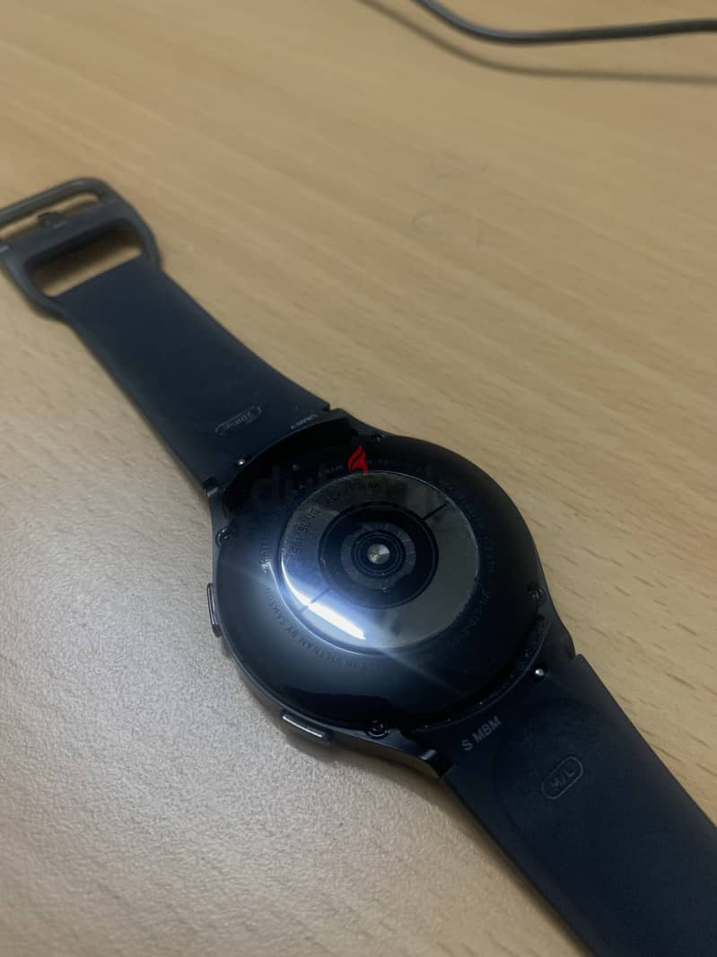 Samsung Galaxy Watch 4 Black 1