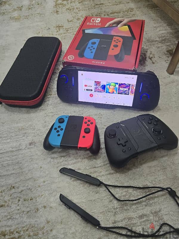 للبيع nintindo switch oled @ 0