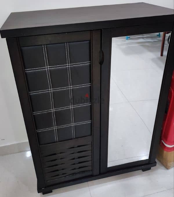 Shoe rack for sale رفوف احذية للبيع 1