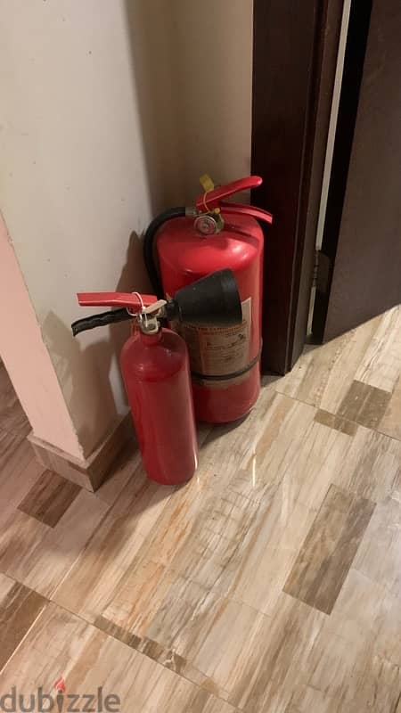 fire extinguisher مطفئة حريق 0