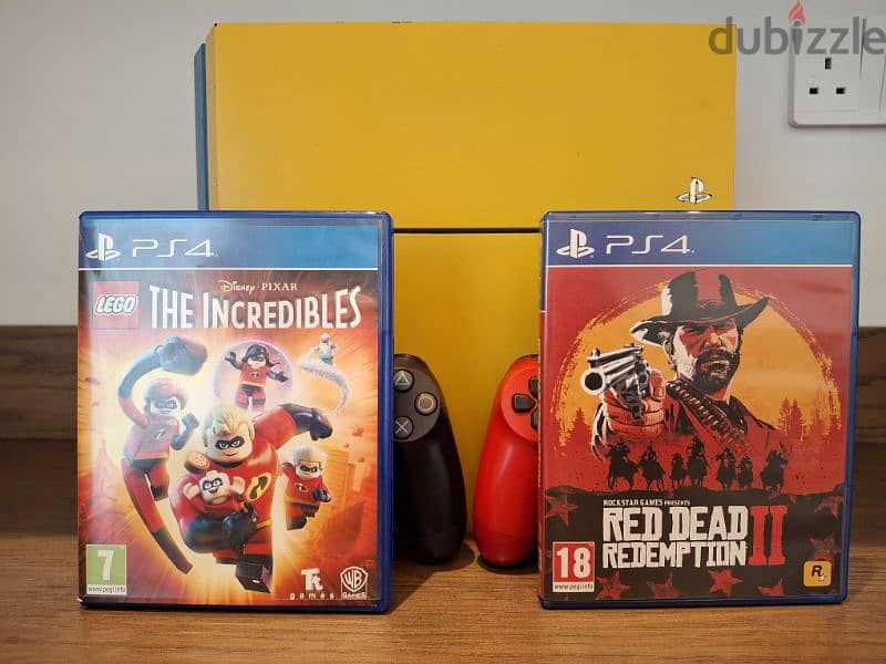 Playstation PS 4 with 2 games 6