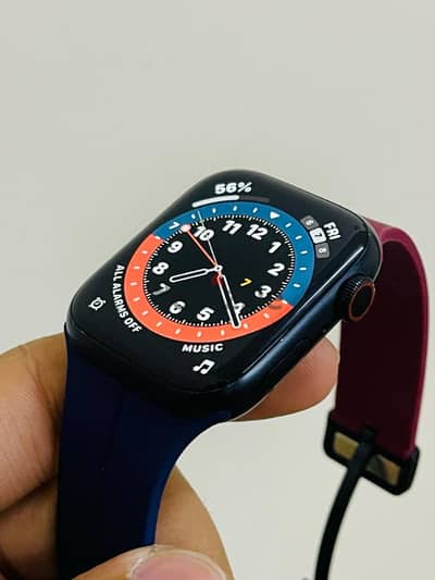 Apple Watch Series 8 (45mm) - Cellular + GPS