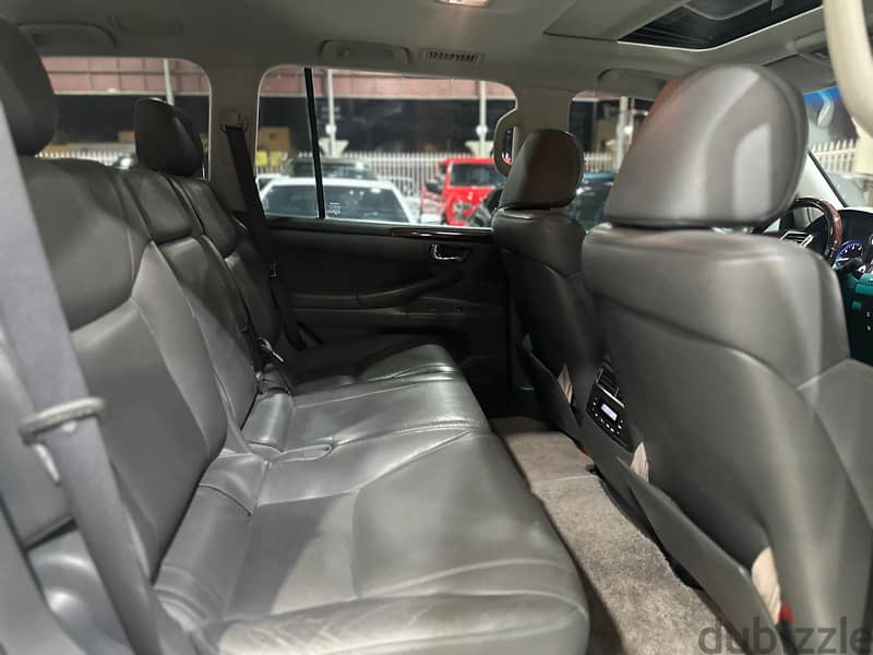 Lexus LX-Series 570 2009 6