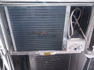 Pearl AC for sale one year varanti with fixing