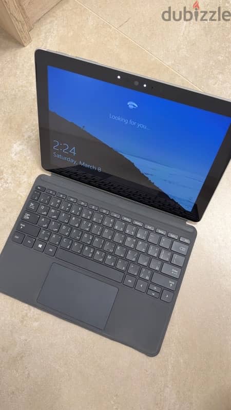 Microsoft surface Go 8 RAM 128GB 10-inch 2