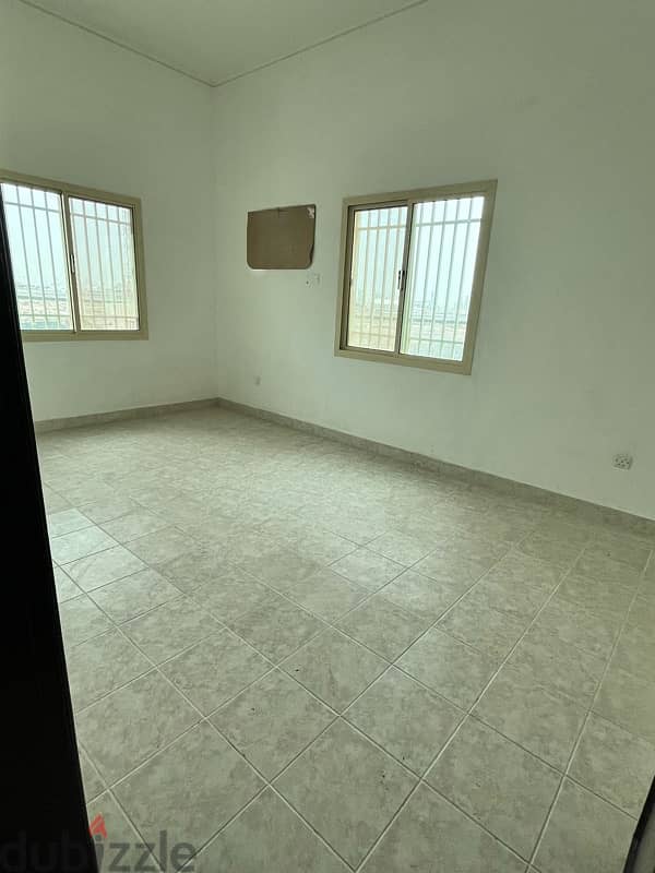 3 bedroom flat for rent in Al Dair on raya highway. 2