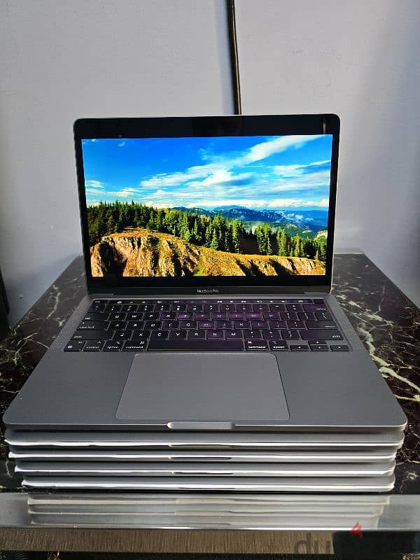 Apple MacBook Pro 2022 M2 0