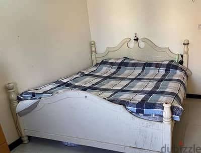 queen Size Bed and medical Mattres for sale