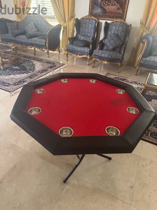 Playing Card Table طاولة ورق بتة مستعملة بحاله جيدة 1