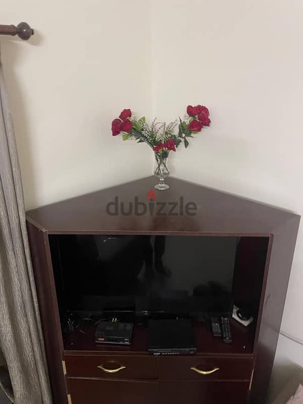 TV stand/ wall unit 0