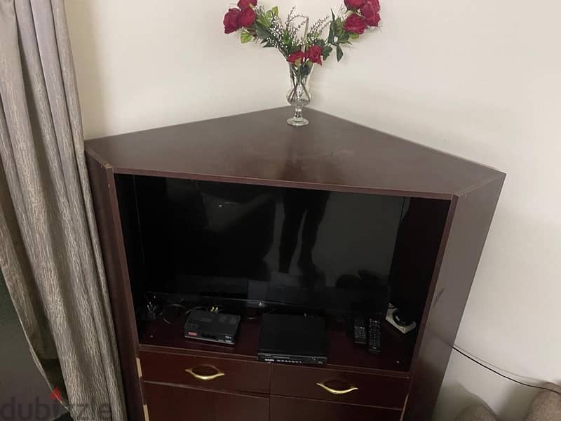 TV stand/ wall unit 2