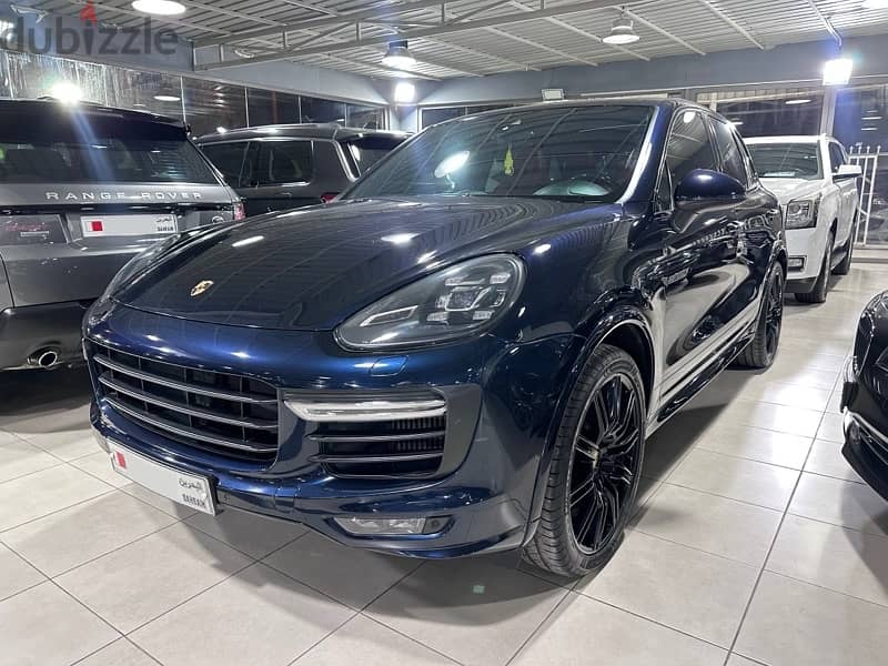 2016 Porsche Cayenne GTS 0