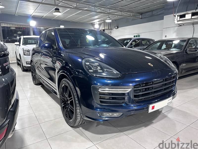 2016 Porsche Cayenne GTS 2