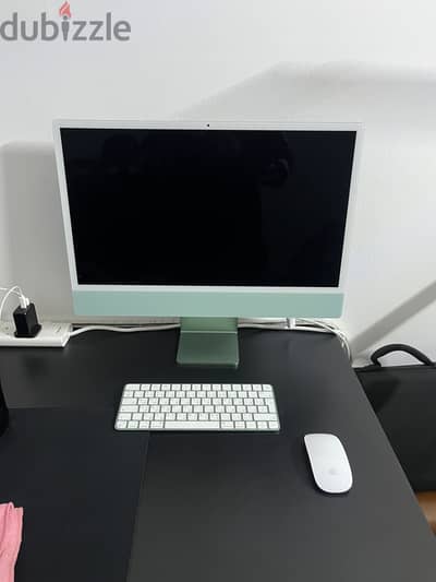 Apple iMac Desktop (2021) for sale.