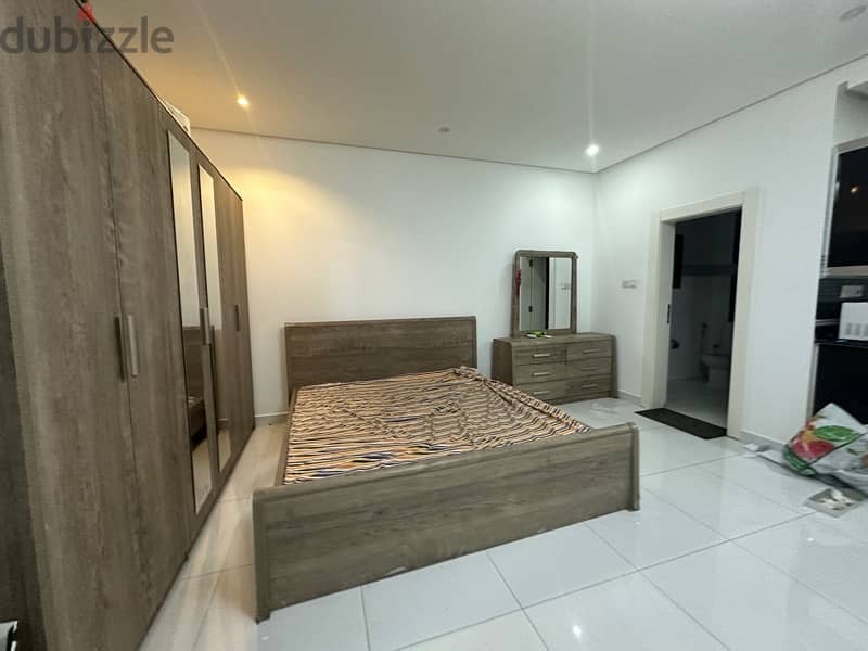 luxury studio for rent 200 bd call 36668303  one bed with balcony 250 2