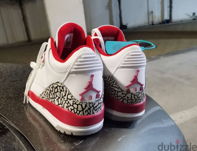 Jordan 3s cardinal red 0