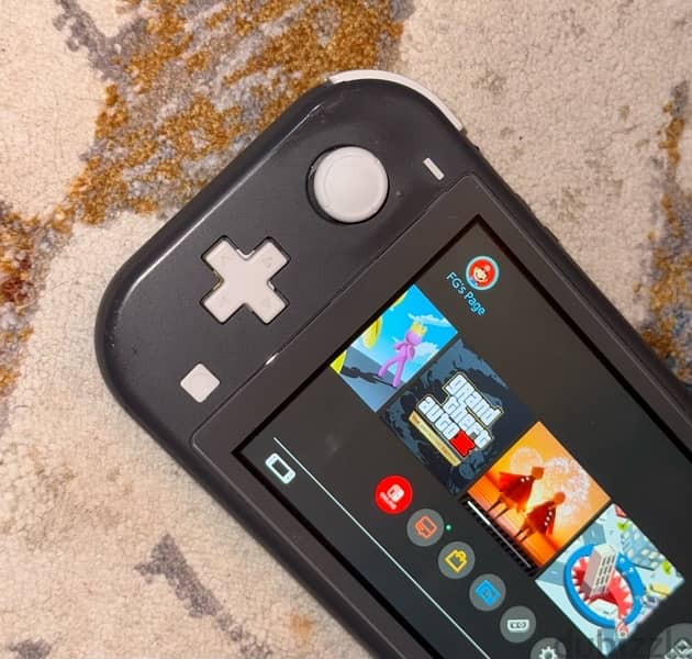 switch lite grey works well, screen protector, analog covers 2