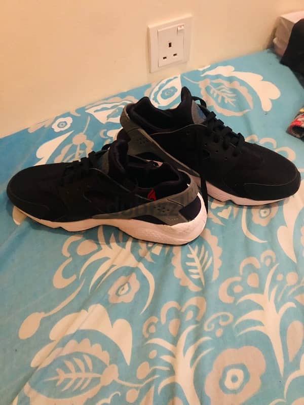 Nike Air Huarache for sale 0