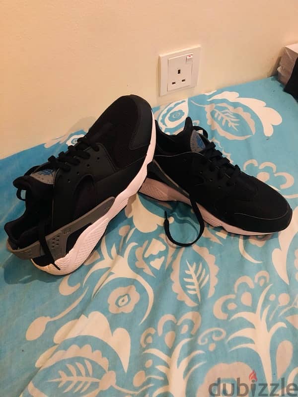 Nike Air Huarache for sale 1