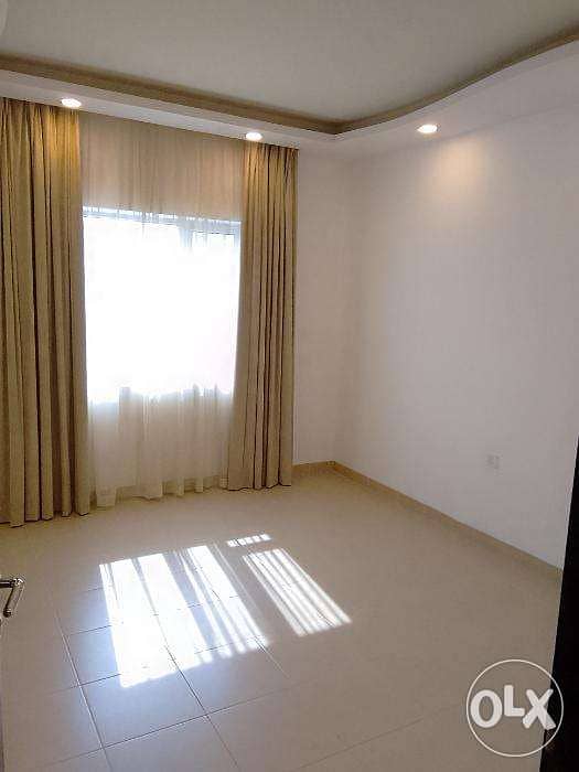 new semi furnished apartment in hidd BHK 3