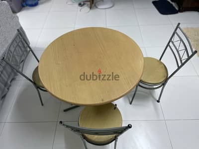 Round Dining Table with 3 Chairs for Sale!