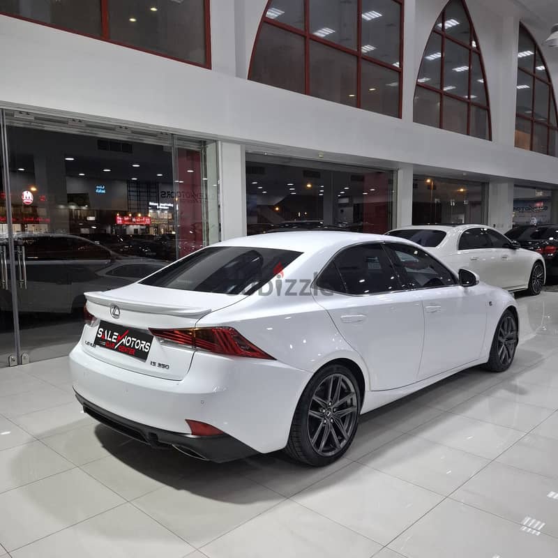 Lexus IS350 F-Sport 2018 3