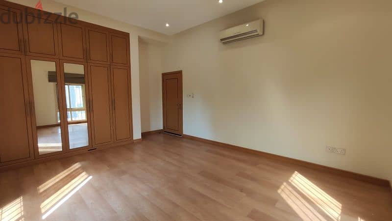 3 Bedroom plus maidroom semi-furnish villa for rent in zinj 2