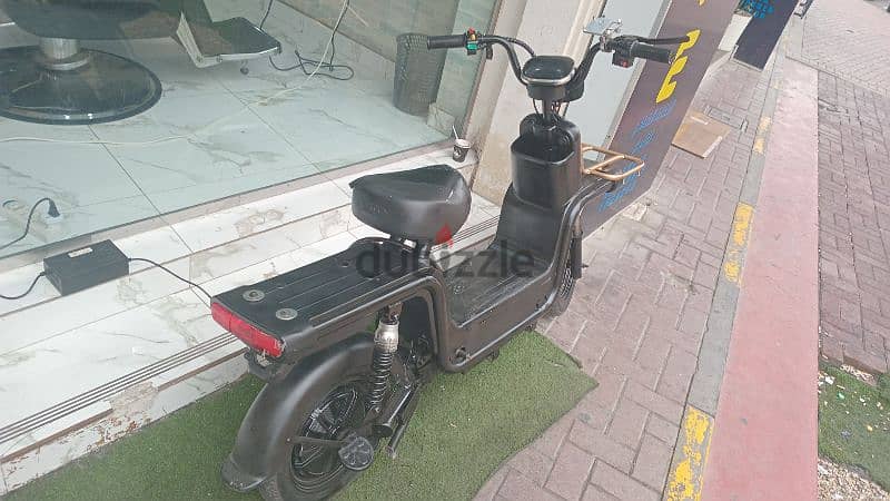 Scooter in very good condition 1