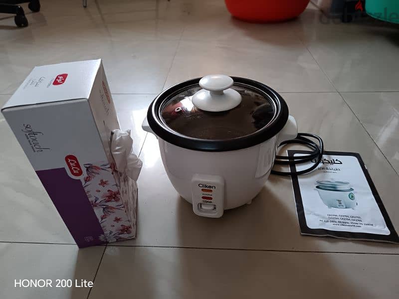 rice cooker clikon Use  no issues 0.6 liters capacity 0