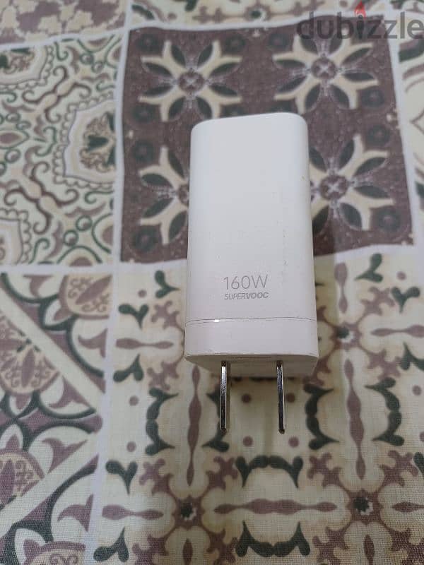 OnePlus SUPERVOOC 160W Adapter With Cable 5