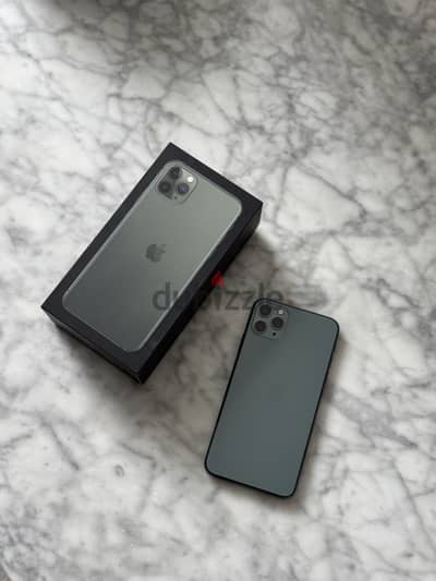 iPhone 11 Pro Max (256GB, Midnight Green) – For Sale