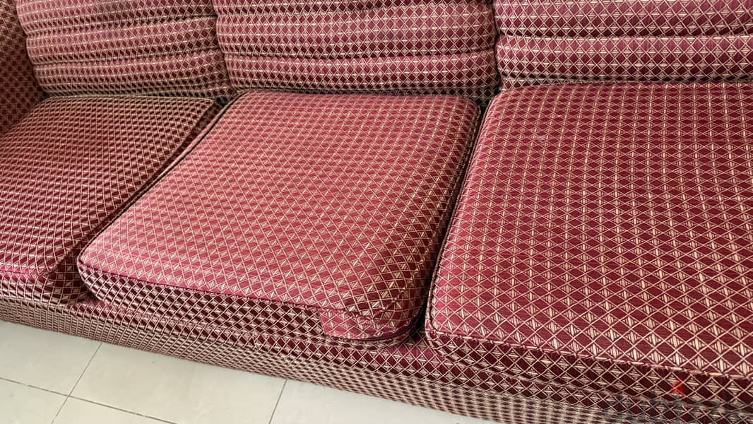 Sofa for sale 0