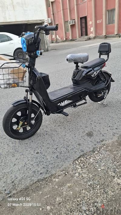 Electric scooter very low price for sale