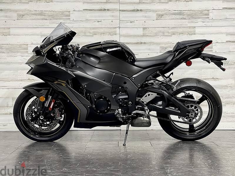 2023 Kawasaki Ninja ZX-10R (+97466574363) 1