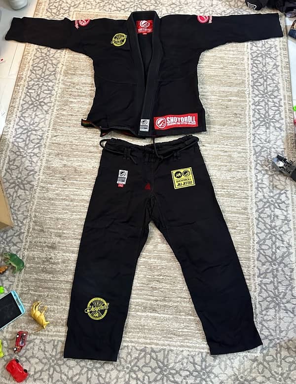 jiu-jitsu gi 0