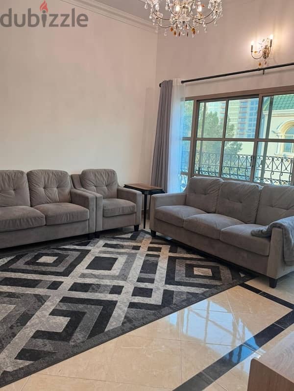 flat for rent in seef 4