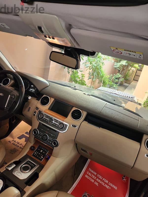 Land Rover LR4 2016 9