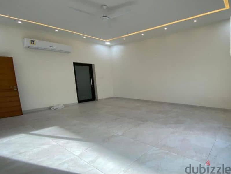 فيلا للايجار شامل الكهرباء Villa for rent including electricity 9