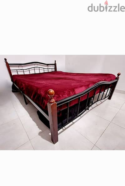 Bed (Queen size) & Mattress