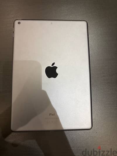 iPad 8th generation 32 gb good condition