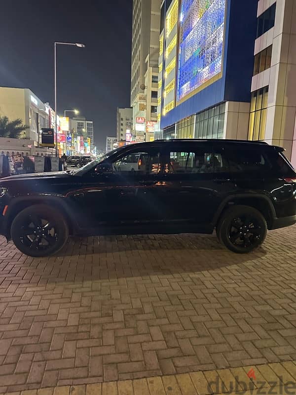 Jeep Grand Cherokee 2022 L in mint condition 6