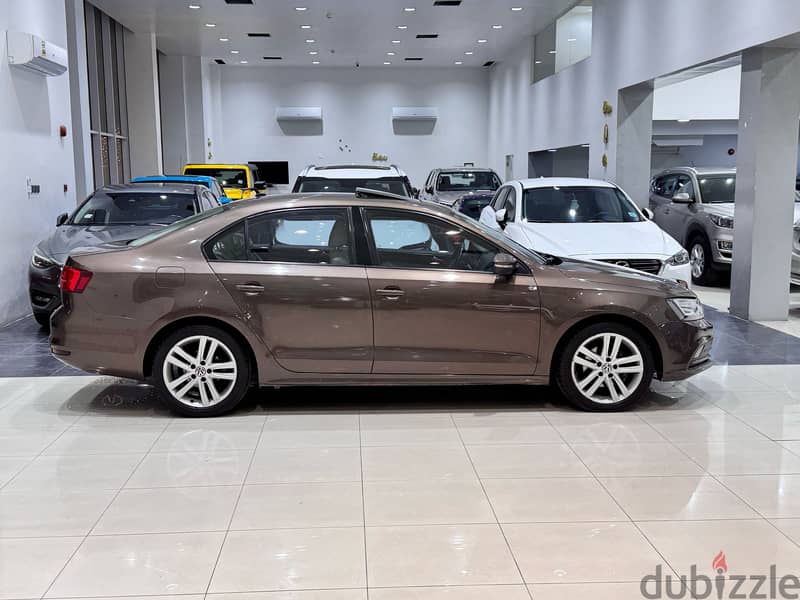 Volkswagen Jetta 2016 brown 3