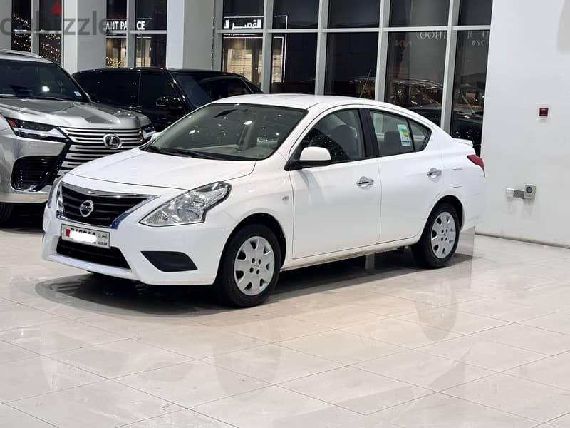 Nissan Sunny 2023 white 1