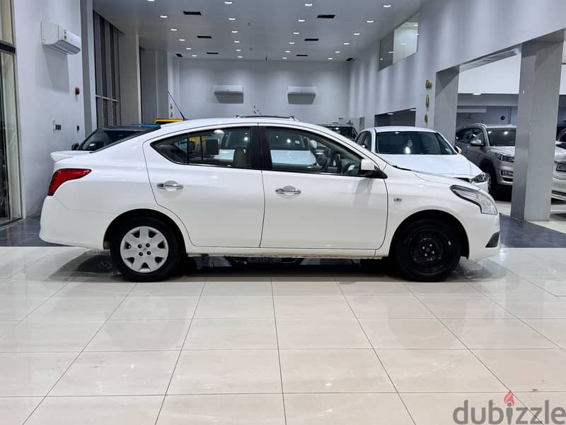 Nissan Sunny 2023 white 3